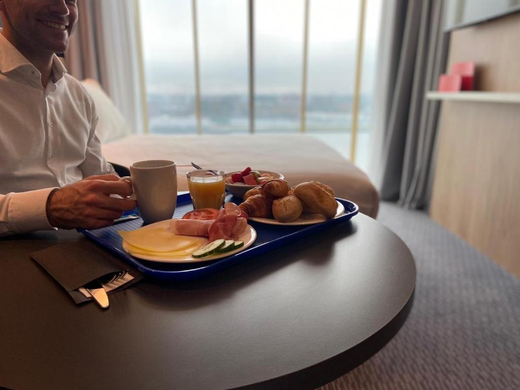 Holiday Inn Express Amsterdam - North Riverside by IHG - Resim 19