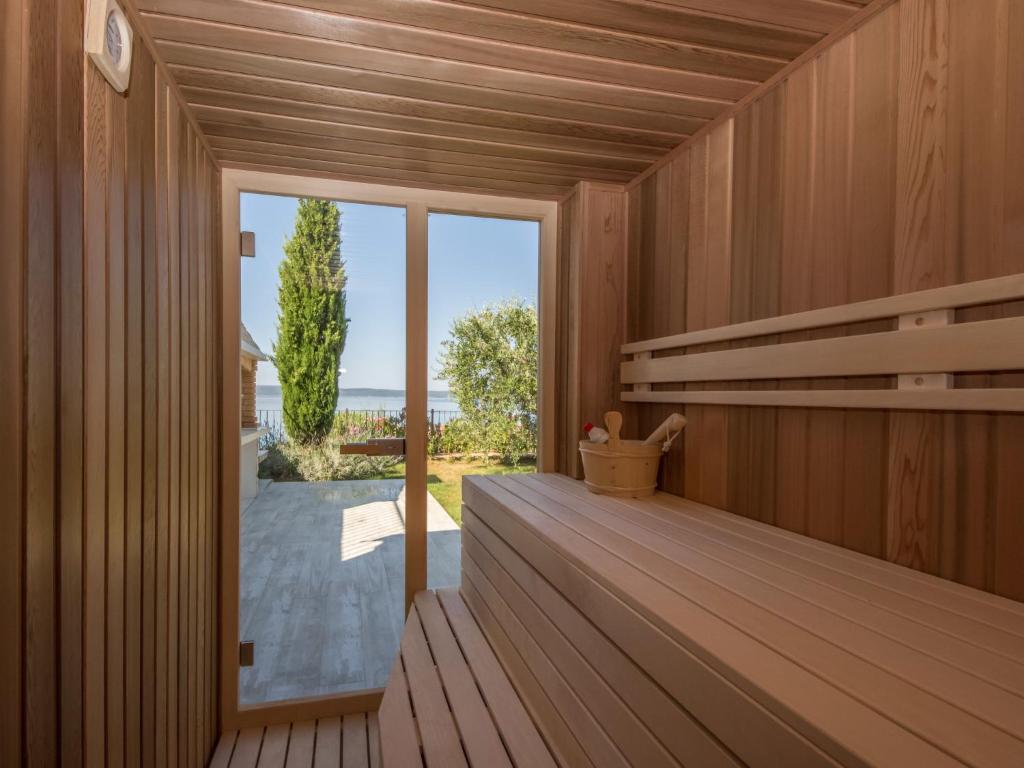 Fotografia z galérie ubytovania Holiday Home Villa Bugenvila by Interhome v destinácii Ugljan