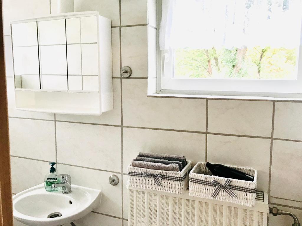 Koupelna v ubytování No2 TOP Apartment4YOU - 3 Zimmer, 1-6 Pers, Saarbrücken - Jägersfreude Saarbruecken