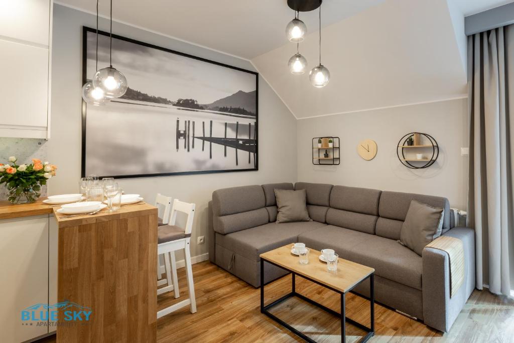 Apartamenty BlueSky - Nad Łomnicą 2B - blisko centrum Karpacza i sklepów, w spokojnej, zielonej okolicy - Appartement De Luxe
