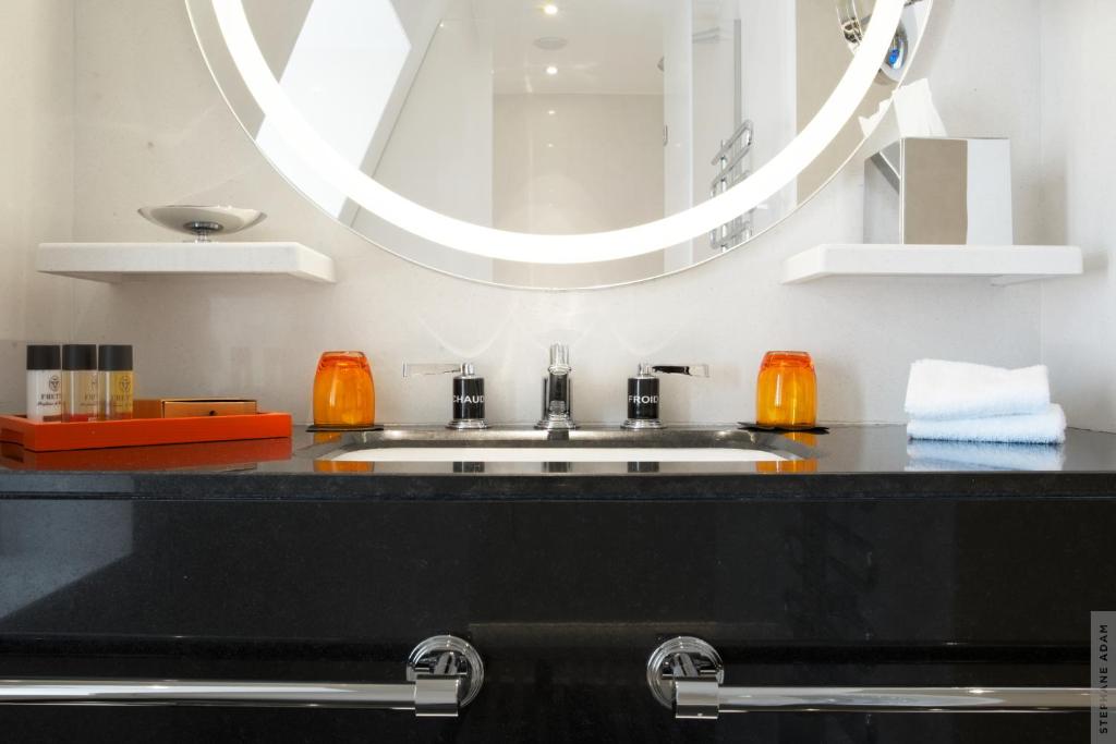 Hotel Montaigne - Resim 15