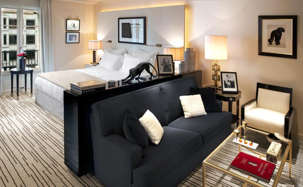 Hotel Montaigne, Paris – Updated 2023 Prices