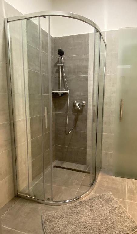 Kúpeľňa v ubytovaní Hősök Tornya Apartman
