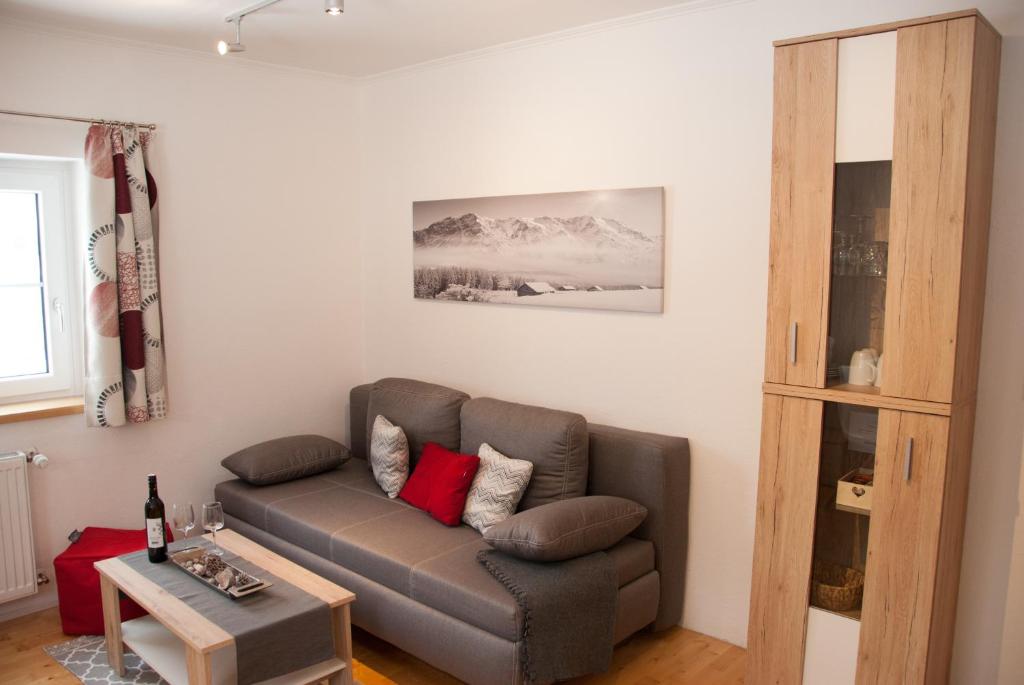 Posezení v ubytování Ferienwohnung Mörsbachblick