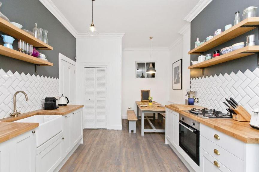 Small flat in North Edinburgh
