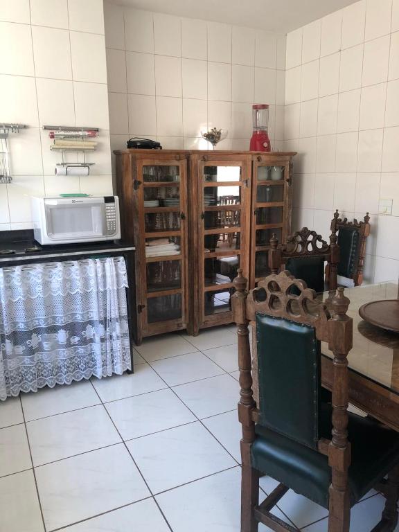  Casa grande com piscina