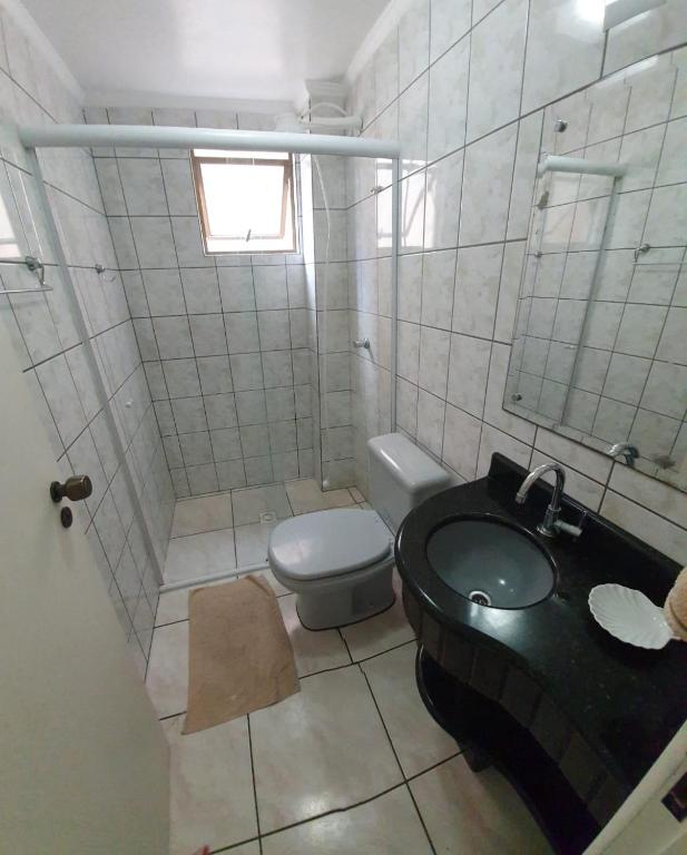 Apartamento a 50 metros do mar com serviço de praia