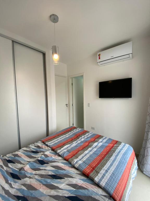  Linda Casa com 03 suítes 150 mts da praia