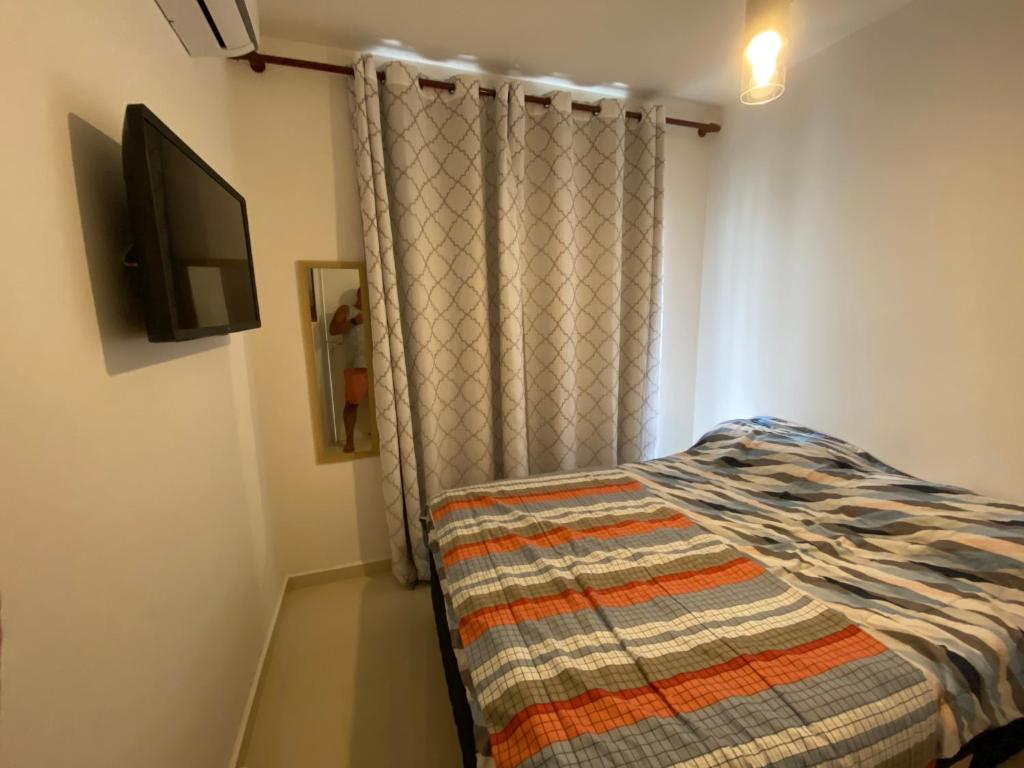  Linda Casa com 03 suítes 150 mts da praia