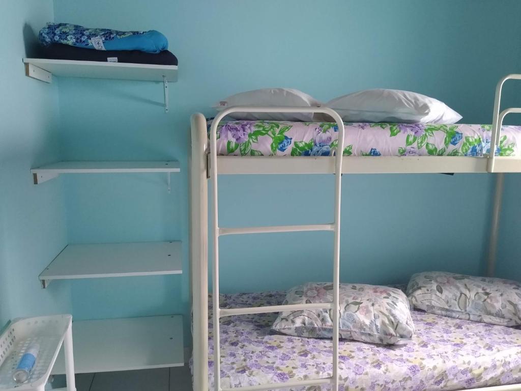  CASA CONFORTÁVEL PERTINHO DA PRAIA MARANDUBA