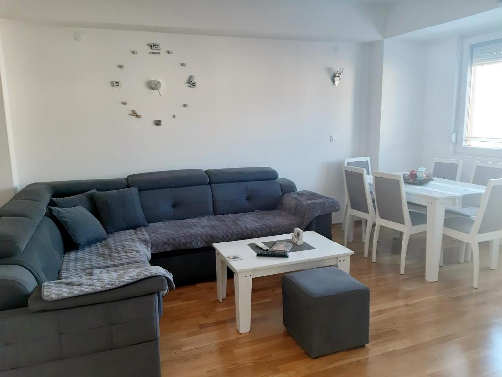 Zona d'estar a Apartment Blazeski