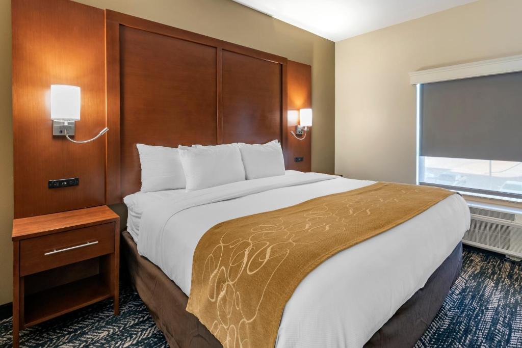 Comfort Suites West Memphis I-40 I-55 - Error