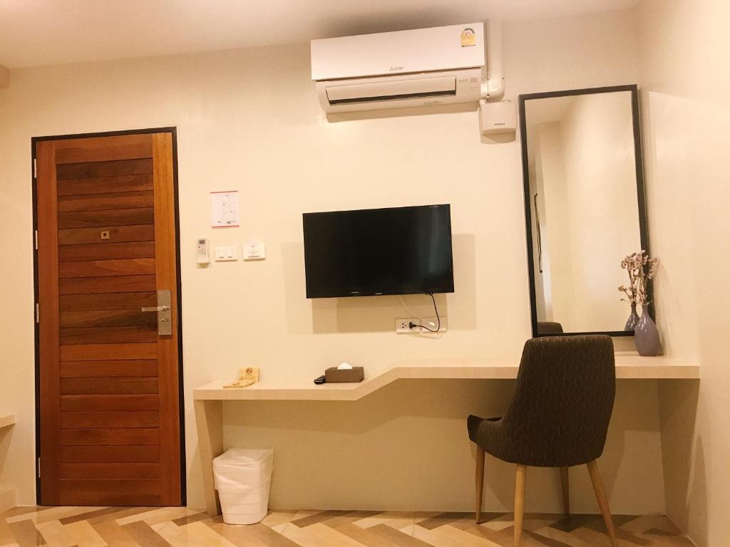 TV a/nebo společenská místnost v ubytování SJ Miracle Hotel