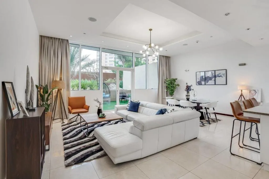 GuestReady - Stunning Apartment w Beach Access at The Palm!, Alantos, United Arab Emirates