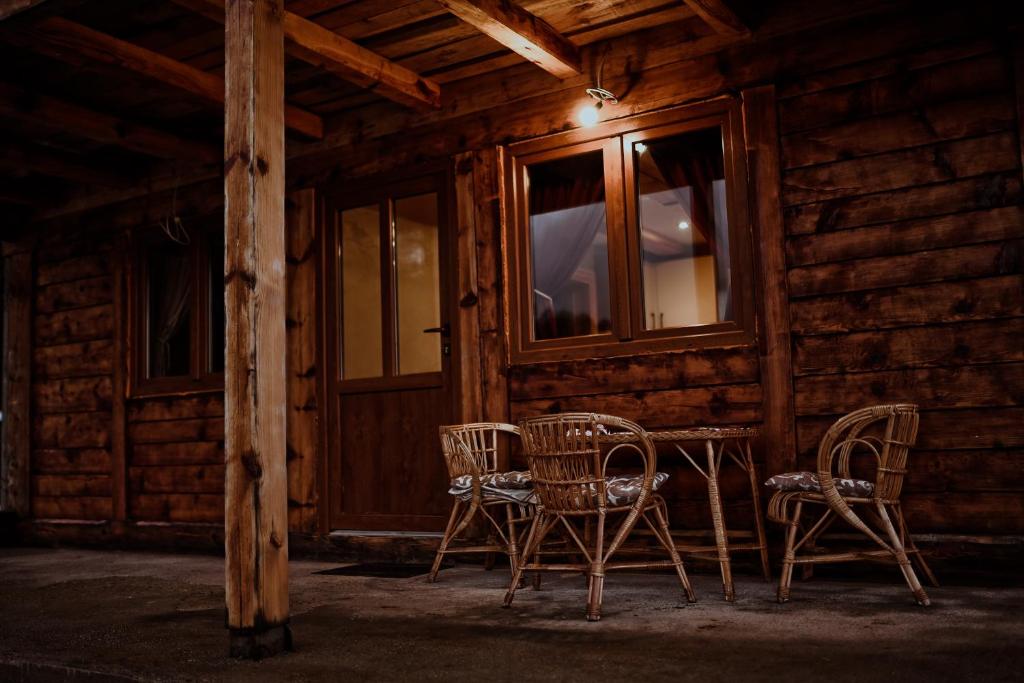Fotografie z fotogalerie ubytování Tornik Brvnara Ljubojevic v destinaci Tornik