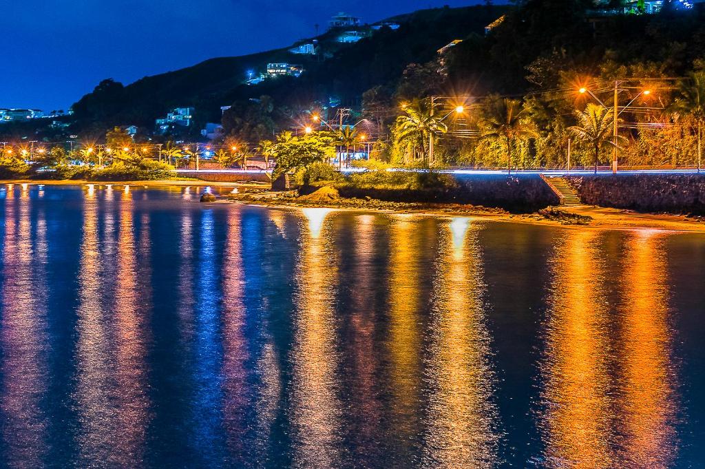  Maravilhosa casa 4 suítes a 100m da praia