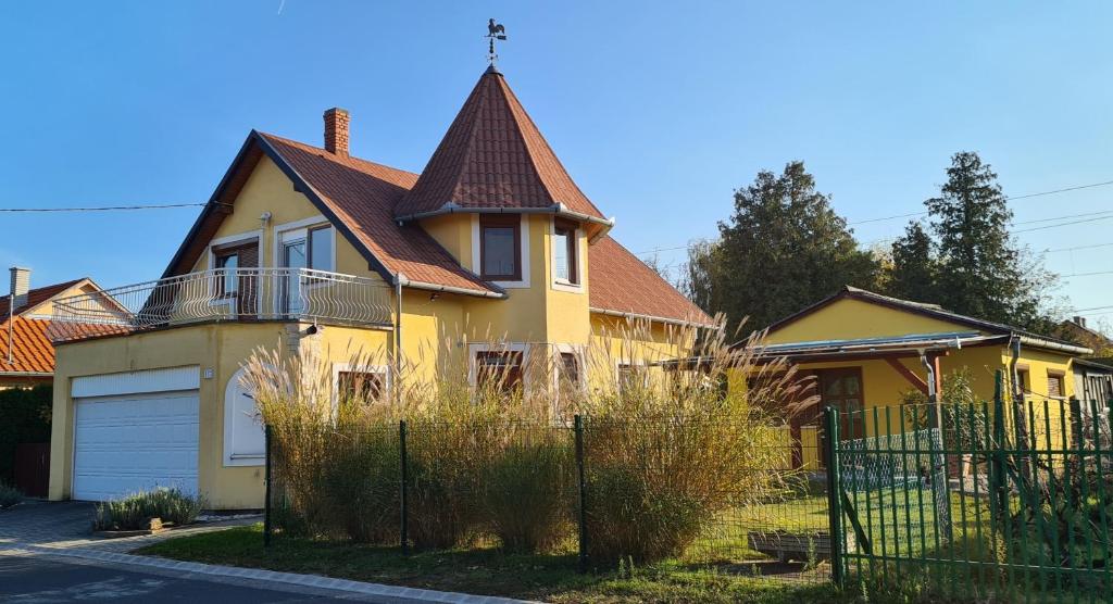 Hajas Família Kiadó Szobák 8647 Balatonmáriafürdő, Rákóczi u. 117 kép - 1