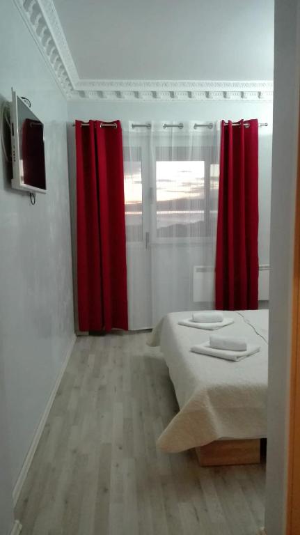 Postel nebo postele na pokoji v ubytování apartmani Zoran Bilić