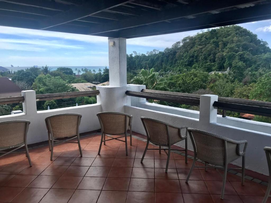 Nespecifikovaný výhled na hory nebo výhled na hory při pohledu z hotelu