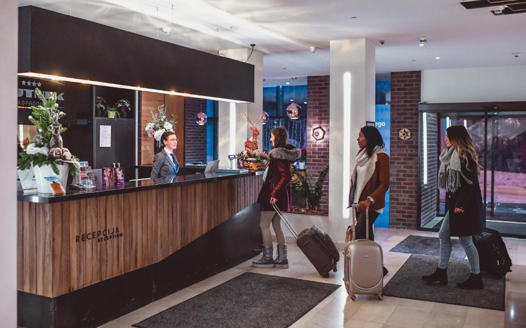 Hotel Putnik Kopaonik - Resim 11