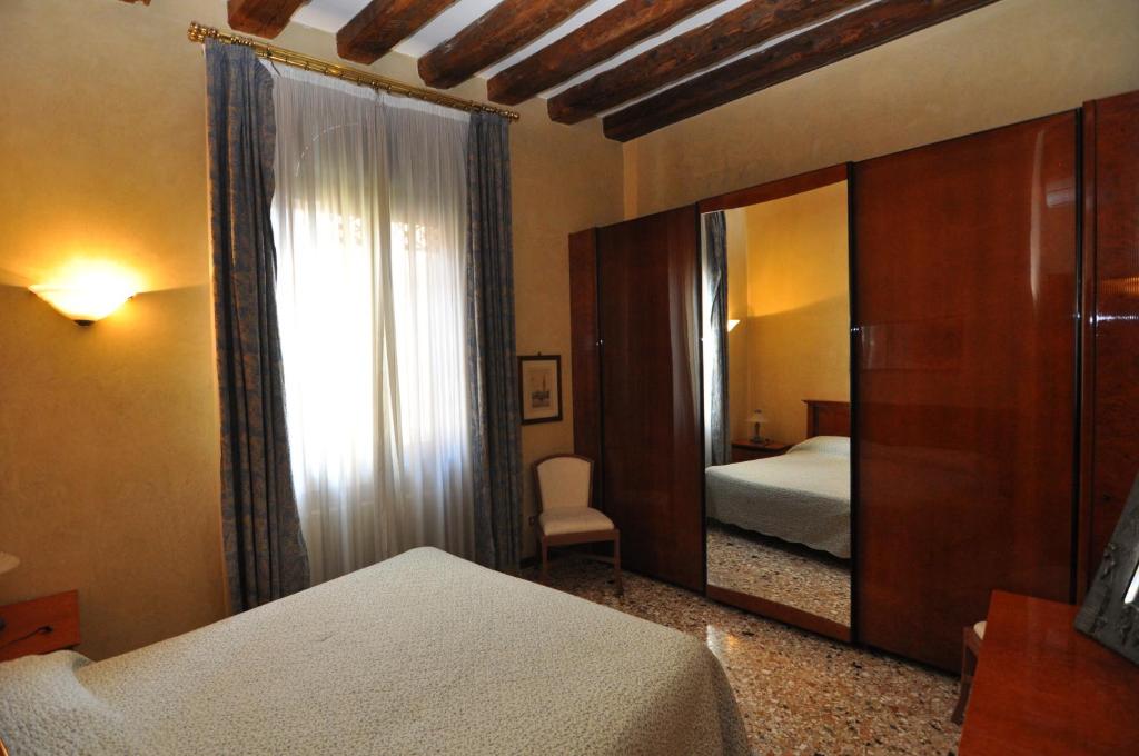 Casa Dei Pittori Venice Apartments - 7