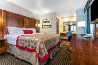 Ramada by Wyndham Mountain View photo