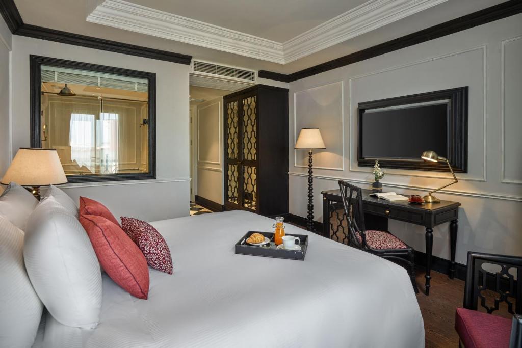 Double Room with Balcony - Free 1 drink