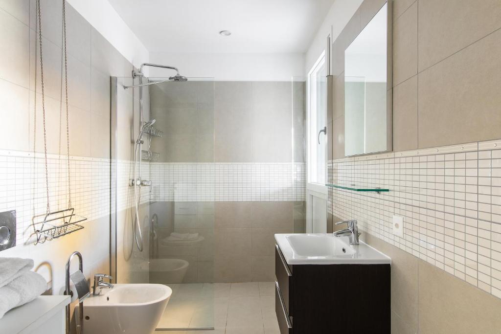 Roggia Apartments by Quokka 360 - central flats with parking space - Resim 24