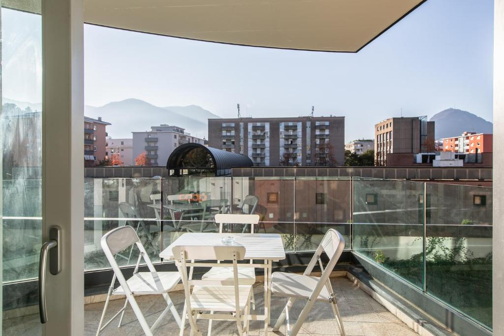 Roggia Apartments by Quokka 360 - central flats with parking space - Resim 13