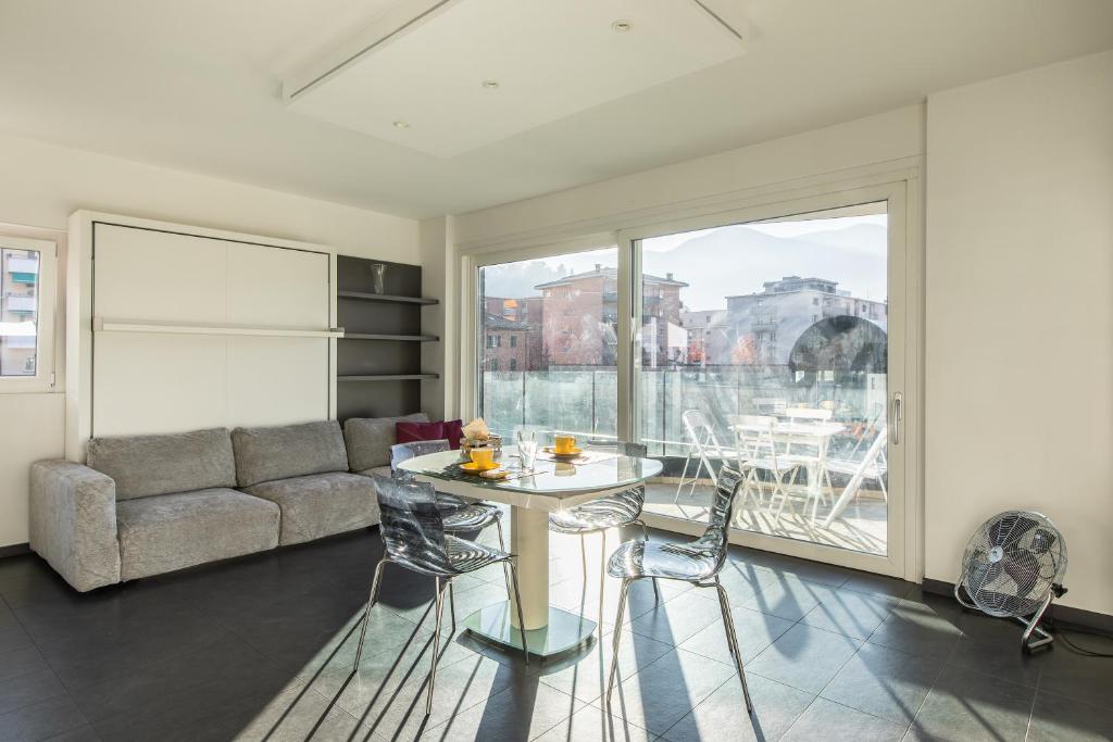 Roggia Apartments by Quokka 360 - central flats with parking space - Resim 19