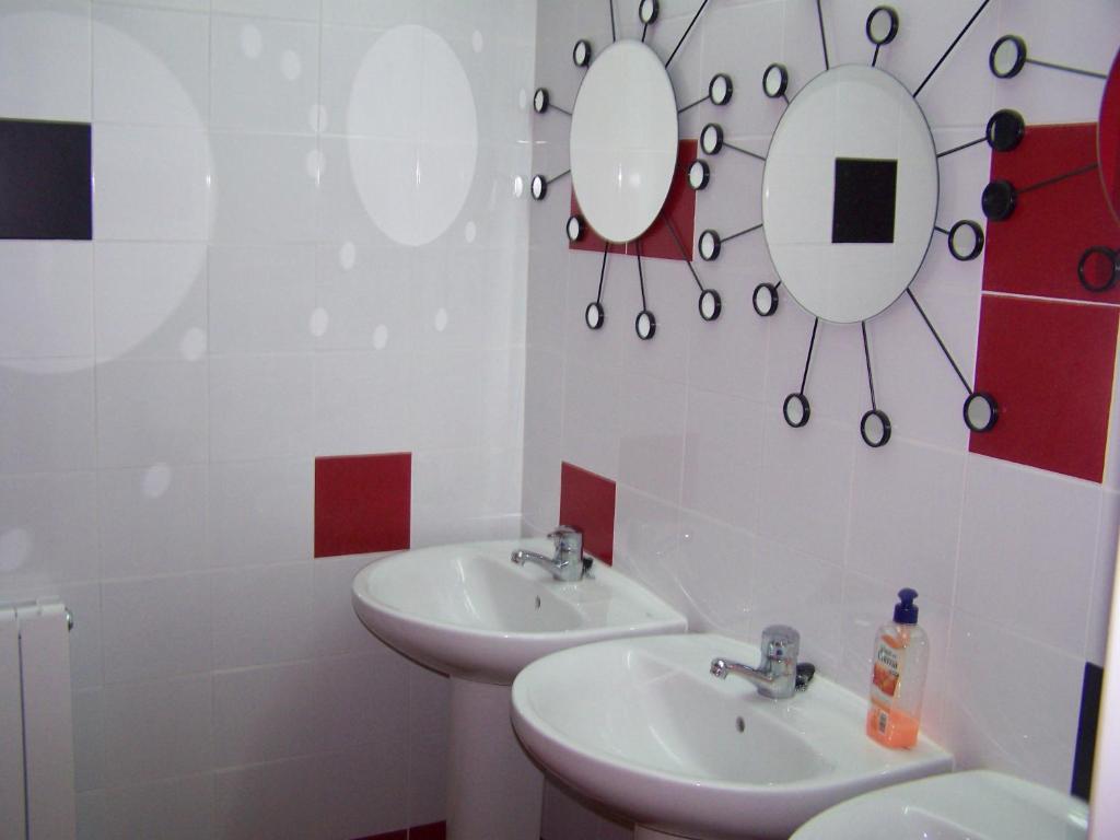 Koupelna v ubytování Bilbao Akelarre Hostel