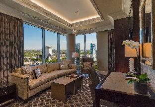 The Post Oak Hotel at Uptown Houston photo