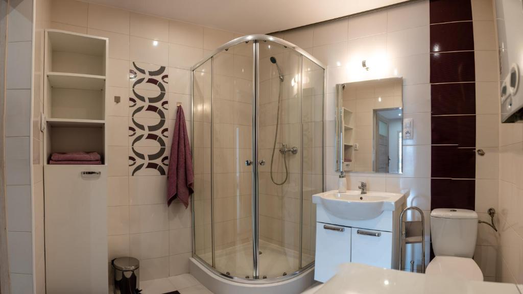 Kúpeľňa v ubytovaní Super Central Apartment Sienna street