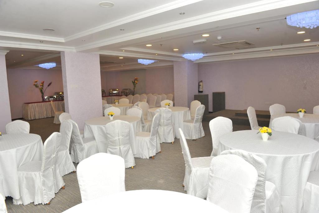 Fotografie z fotogalerie ubytování Al Reef Hotel v destinaci Muscat