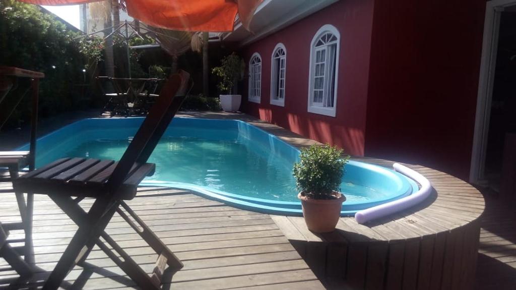  Casa Campeche com Piscina!! Ótima Localização.