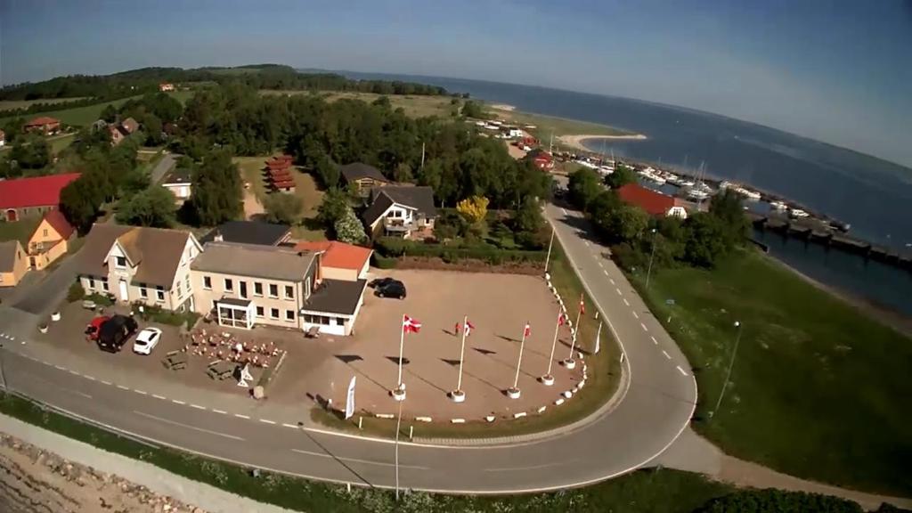 Příroda nedaleko prázdninového areálu