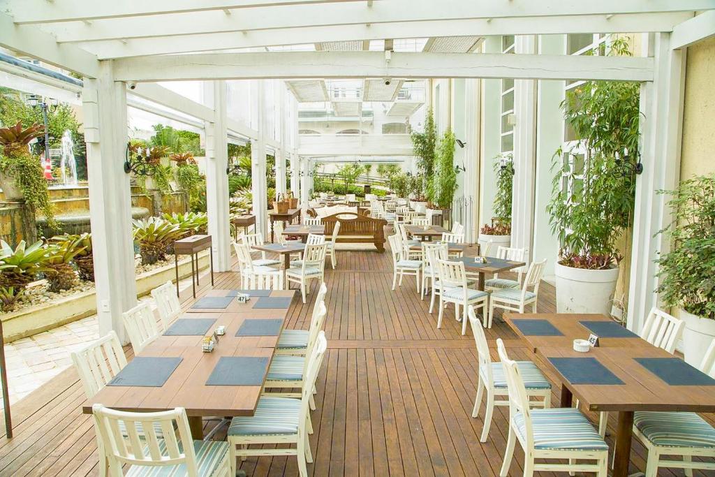  Apartamento com varanda no IL Campanário Resort