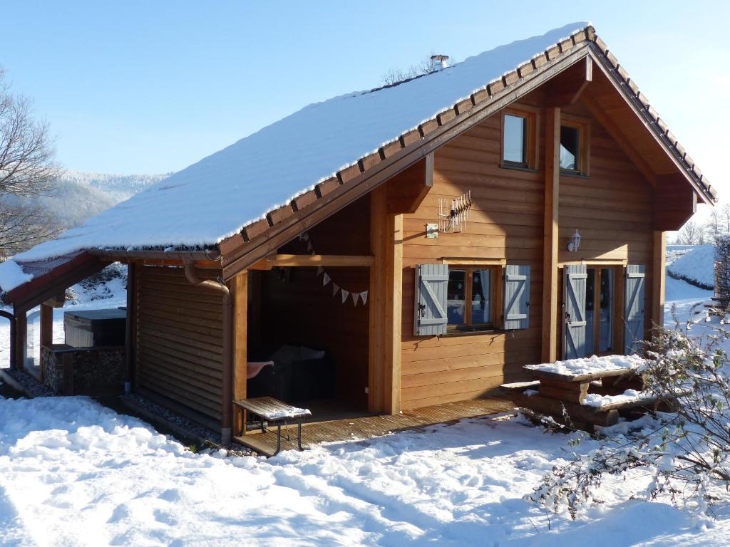 Chalet avec SPA et Piscine, déco soignée esprit cocooning