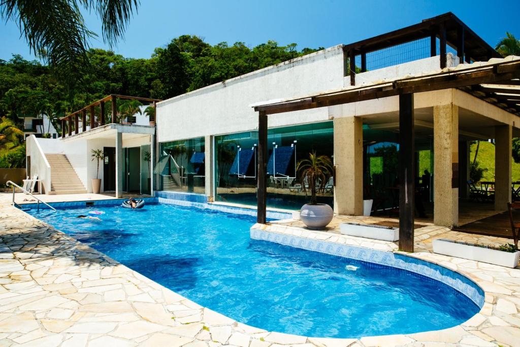  Hotel Caieiras