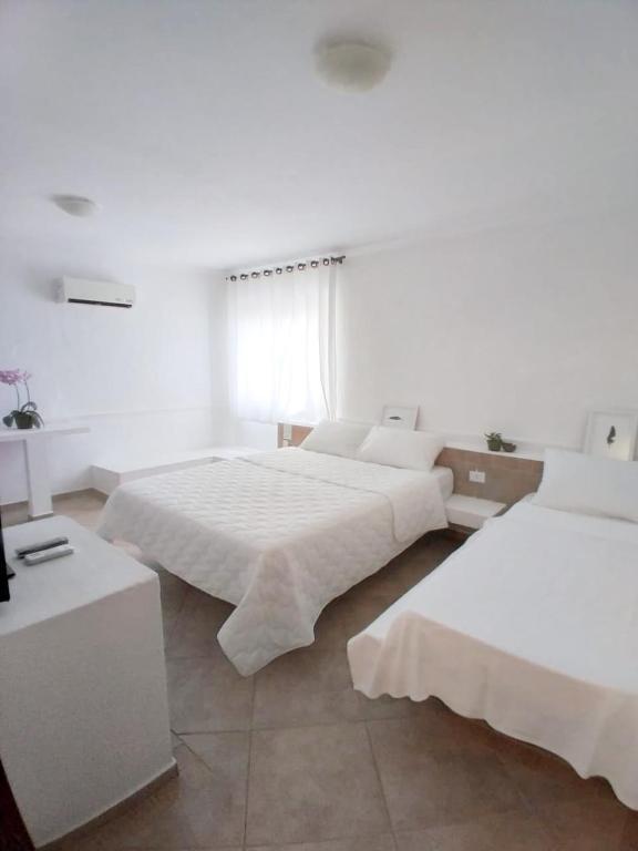  Hotel Caieiras