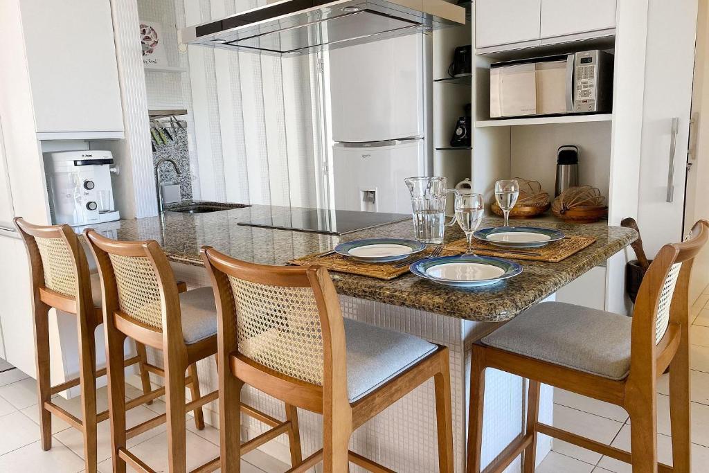  Beach Living com acesso à praia! Por Be My Guest