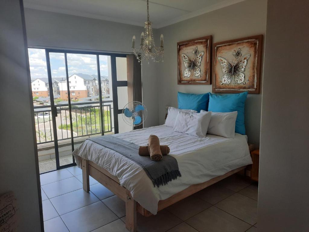 Gallery image of 396 The Blyde Crystal Clear Lagoon 2 Bedroom Penthouse Apartment in Pretoria