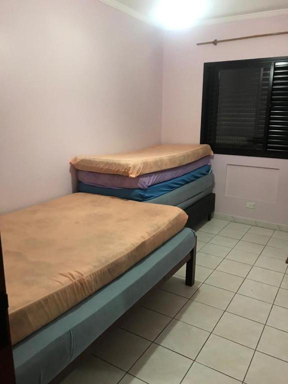  LINDO APARTAMENTO Guilhermina - EDIFICIO FRENTE PARA O MAR