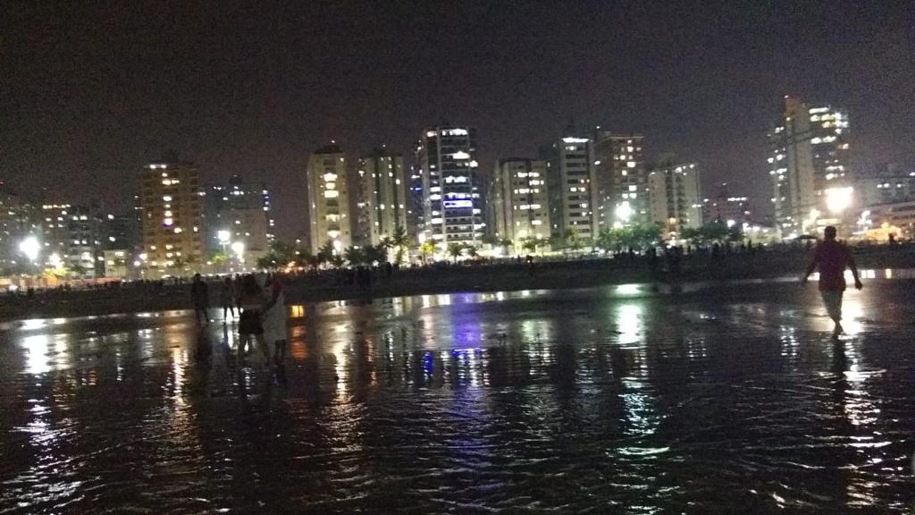  LINDO APARTAMENTO Guilhermina - EDIFICIO FRENTE PARA O MAR