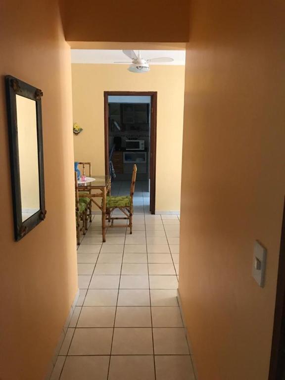  LINDO APARTAMENTO Guilhermina - EDIFICIO FRENTE PARA O MAR