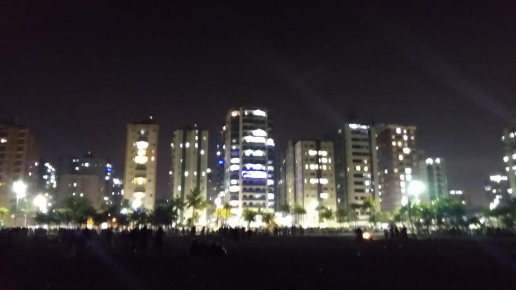  LINDO APARTAMENTO Guilhermina - EDIFICIO FRENTE PARA O MAR