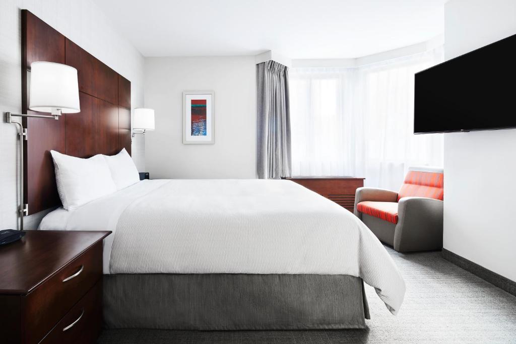Club Quarters Hotel Embarcadero, San Francisco photo