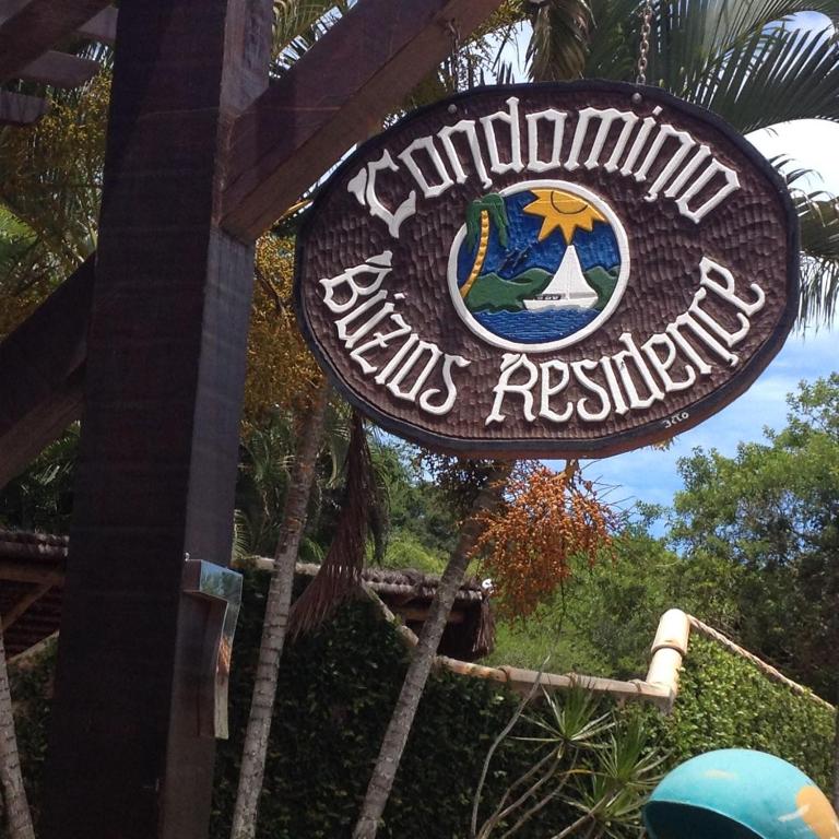  CASA COM 4 QUARTO EM BUZIOS - 2 SUITES - Perto de Tudo