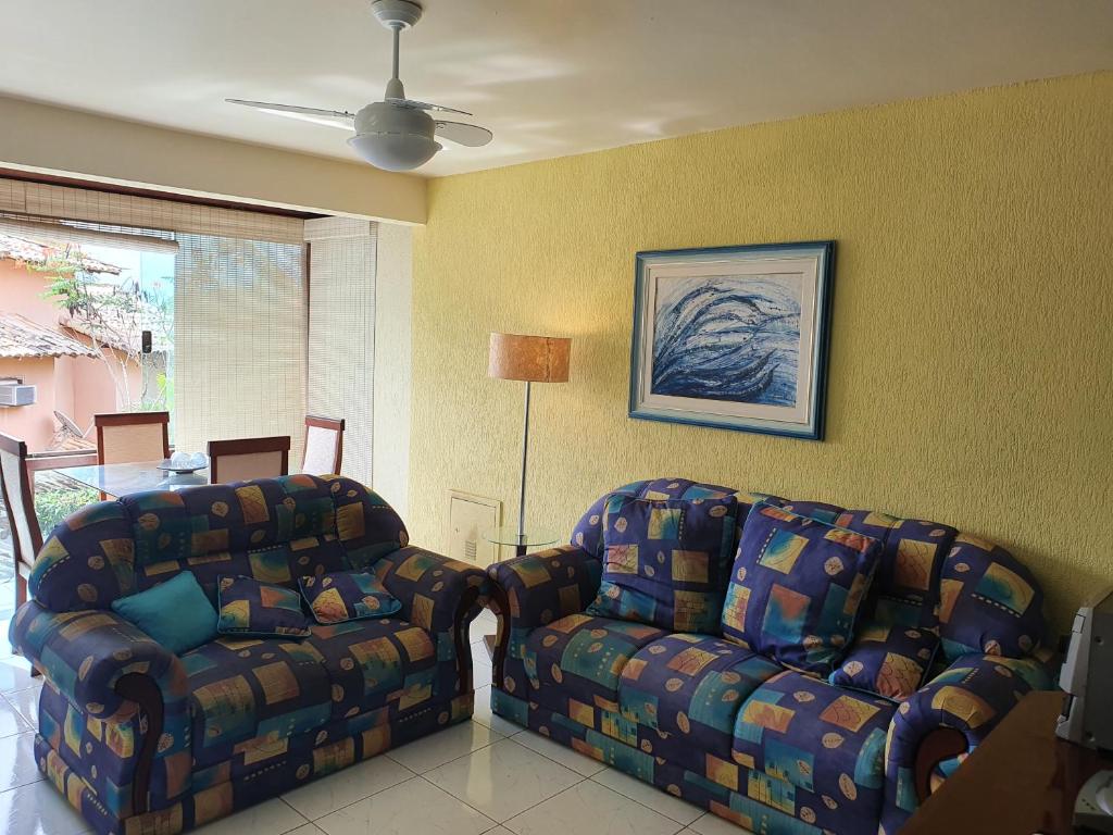  CASA COM 4 QUARTO EM BUZIOS - 2 SUITES - Perto de Tudo