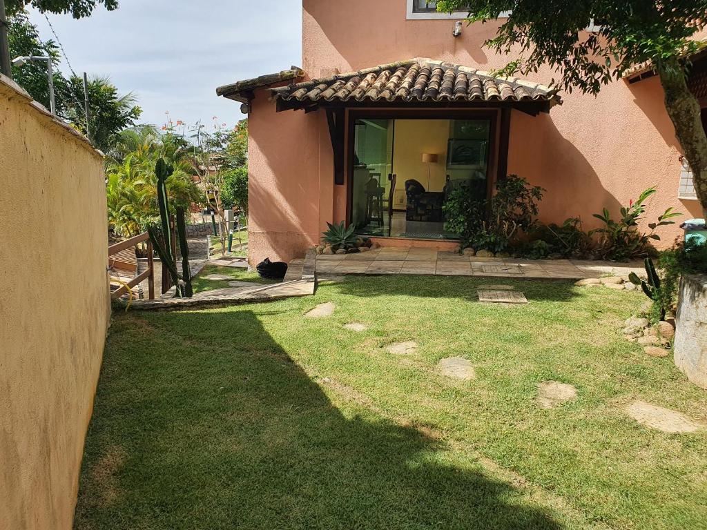  CASA COM 4 QUARTO EM BUZIOS - 2 SUITES - Perto de Tudo